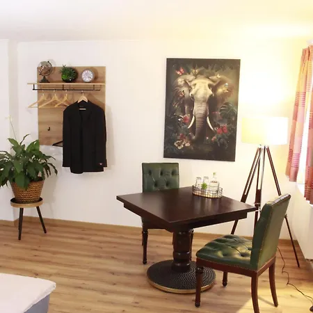 Gaestehaus Jekle & شقة Neuburg an der Kammel