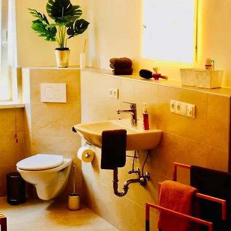 דירה Gaestehaus Jekle & *
