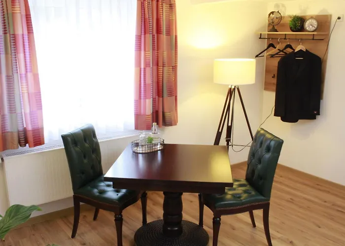 Апартаменты Gaestehaus Jekle & Neuburg an der Kammel