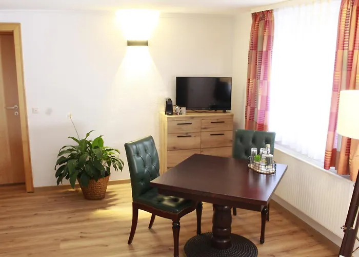 Апартаменты Gaestehaus Jekle & Neuburg an der Kammel